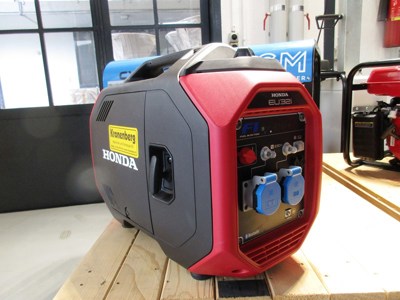 Generator Honda EU 32i